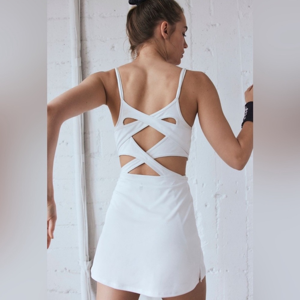 Free People One More Serve UV Protection Skortsie White Size M